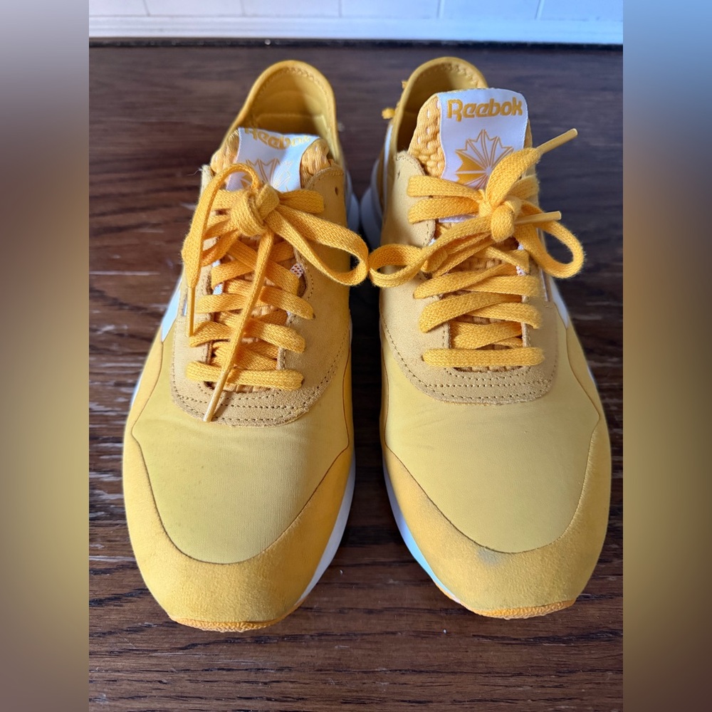 REEBOK | Yellow Women’s Shoes 8.5